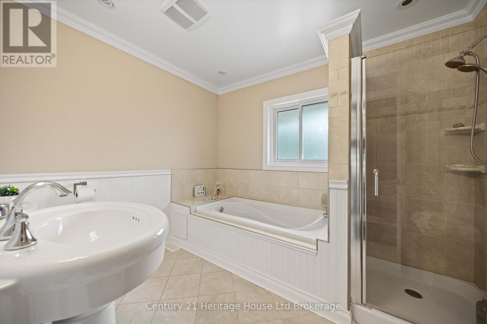 462 Rivercrest Drive, Woodstock (Woodstock - North), Ontario  N4S 5W6 - Photo 15 - X13608394