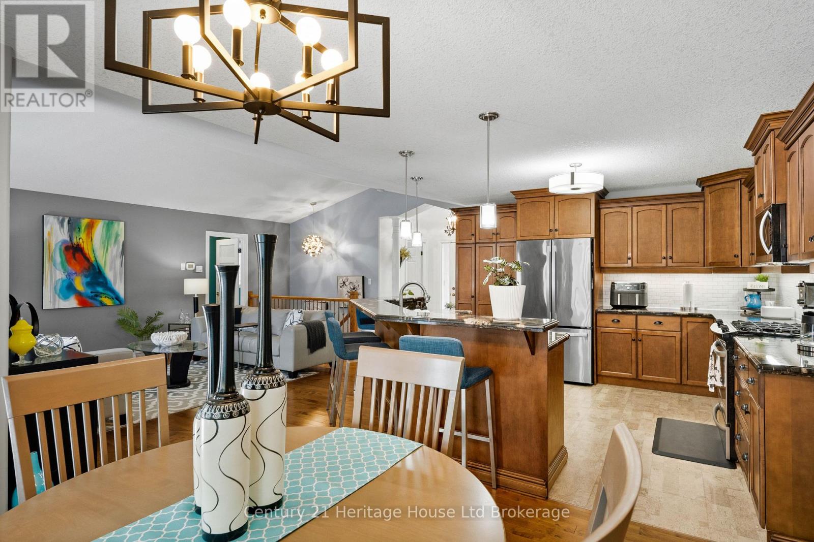 150 Forestway Trail, Woodstock (Woodstock - South), Ontario  N4S 9A7 - Photo 13 - X13608858