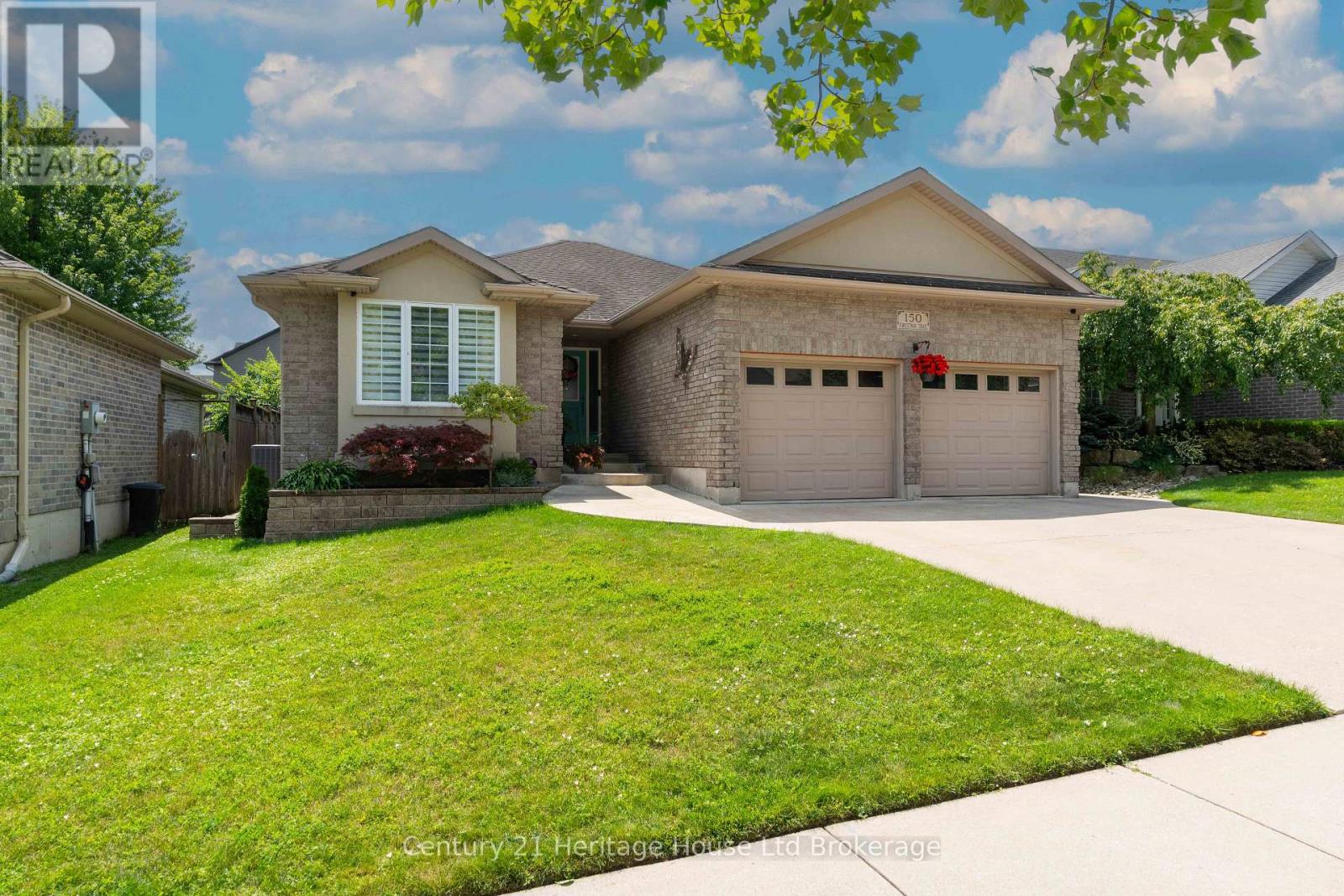150 Forestway Trail, Woodstock (Woodstock - South), Ontario  N4S 9A7 - Photo 2 - X13608858