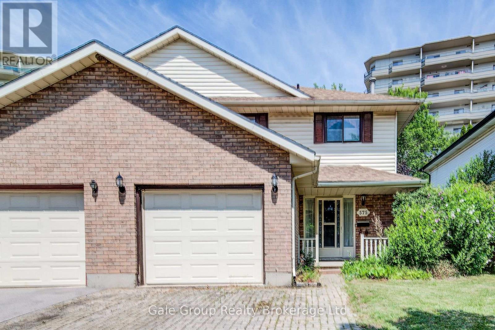 575 Springbank Avenue N, Woodstock (Woodstock - North), Ontario  N4T 1H5 - Photo 2 - X13609980
