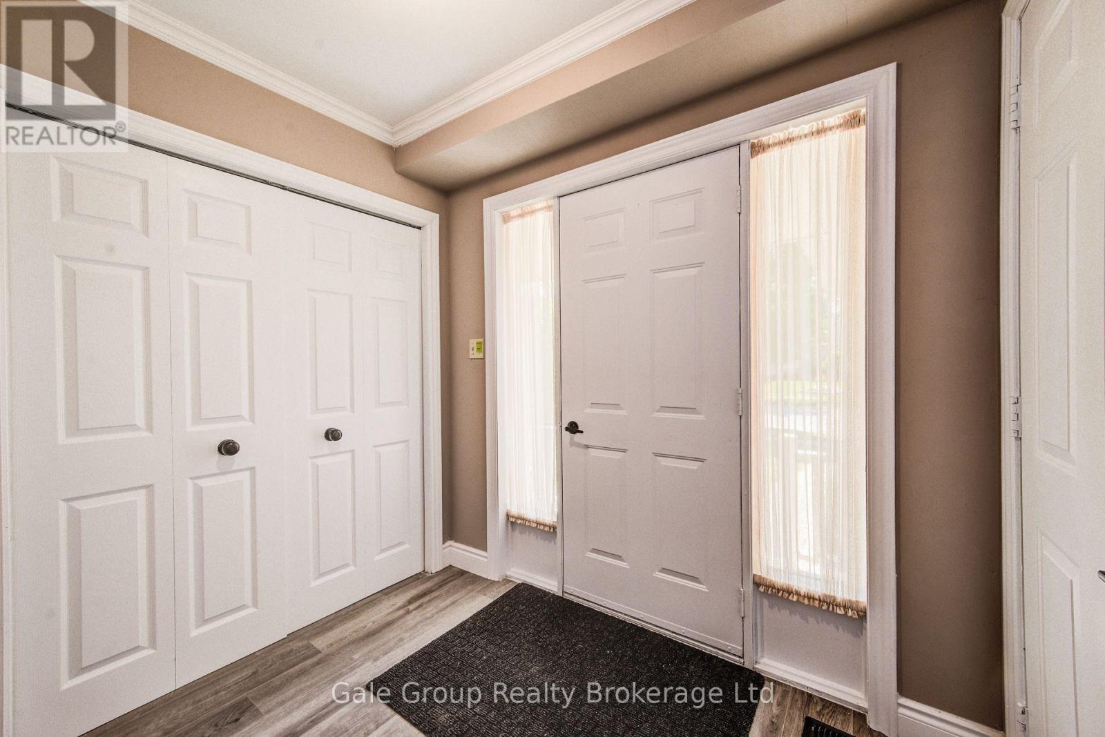 575 Springbank Avenue N, Woodstock (Woodstock - North), Ontario  N4T 1H5 - Photo 4 - X13609980