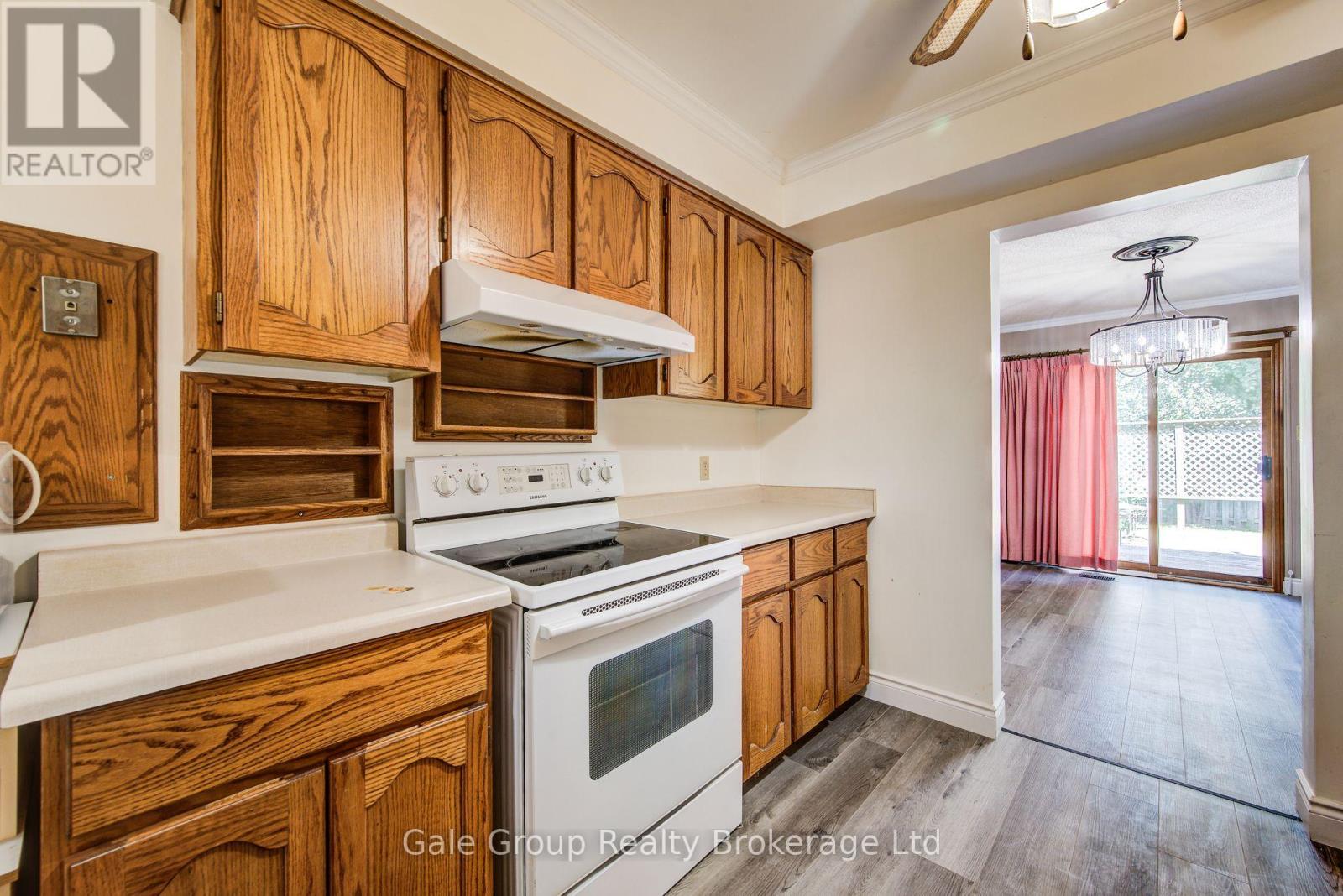 575 Springbank Avenue N, Woodstock (Woodstock - North), Ontario  N4T 1H5 - Photo 6 - X13609980
