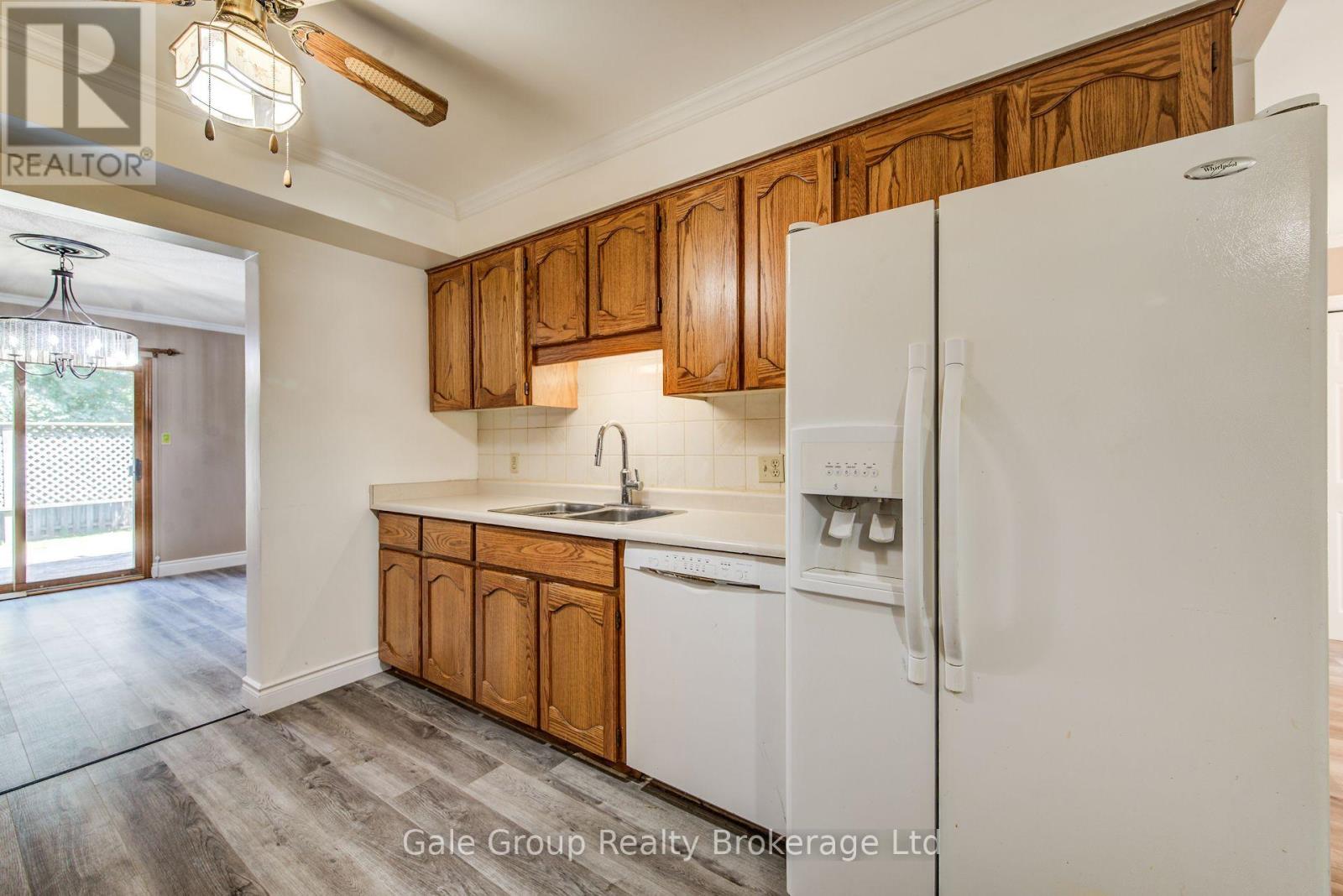575 Springbank Avenue N, Woodstock (Woodstock - North), Ontario  N4T 1H5 - Photo 7 - X13609980