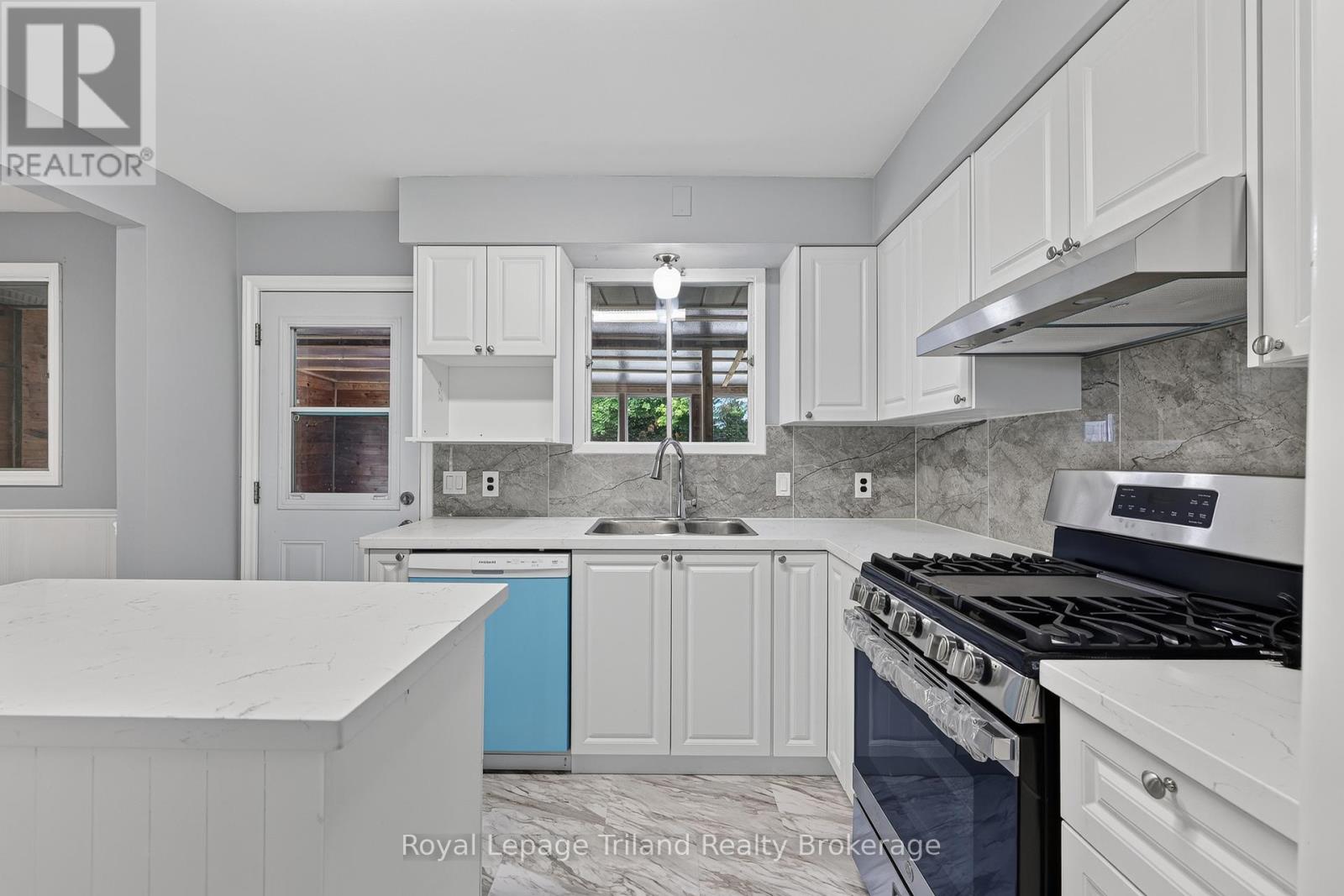378 Sales Drive, Woodstock (Woodstock - South), Ontario  N4S 8K3 - Photo 11 - X13610378