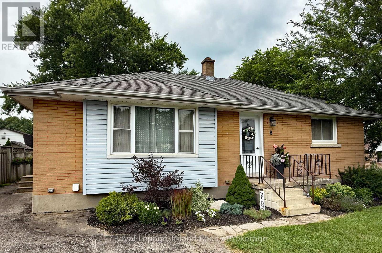 8 Dougall Street, South-West Oxford (Dorland Subdivision), Ontario  N4S 7V6 - Photo 2 - X13610534