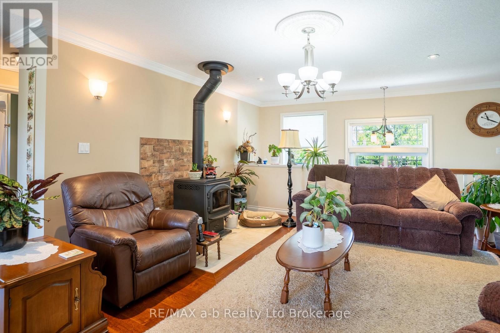 261 Middle Townline Road, Brant (Burford), Ontario  N0E 1E0 - Photo 18 - X13612238