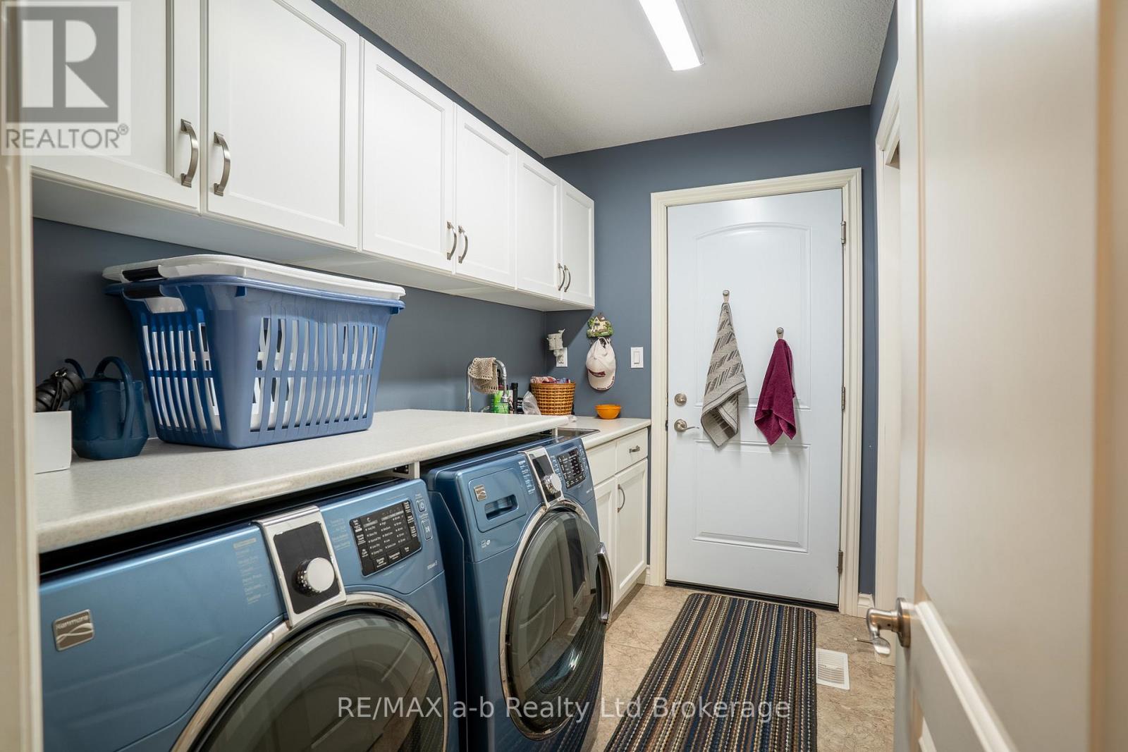 261 Middle Townline Road, Brant (Burford), Ontario  N0E 1E0 - Photo 25 - X13612238