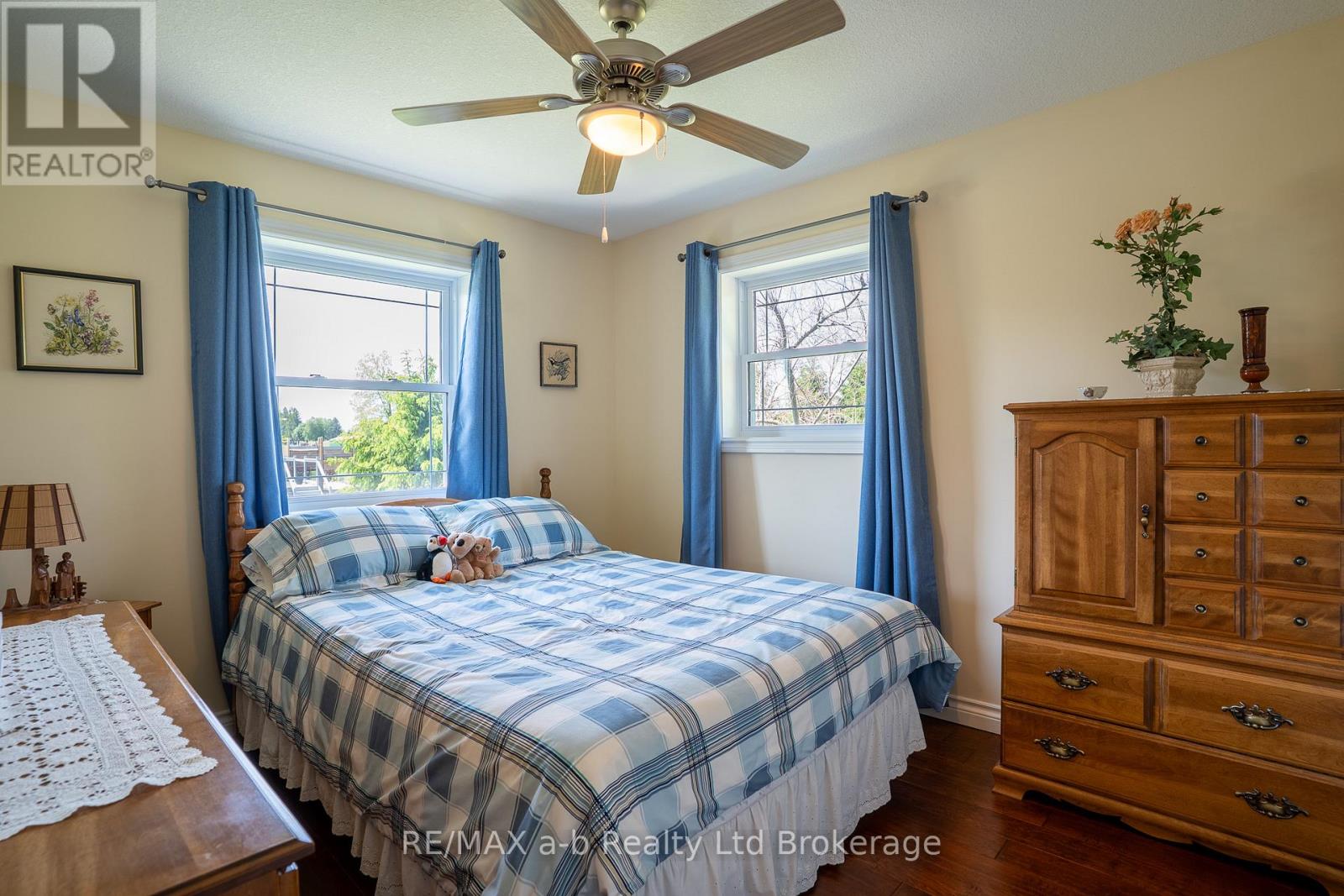 261 Middle Townline Road, Brant (Burford), Ontario  N0E 1E0 - Photo 28 - X13612238