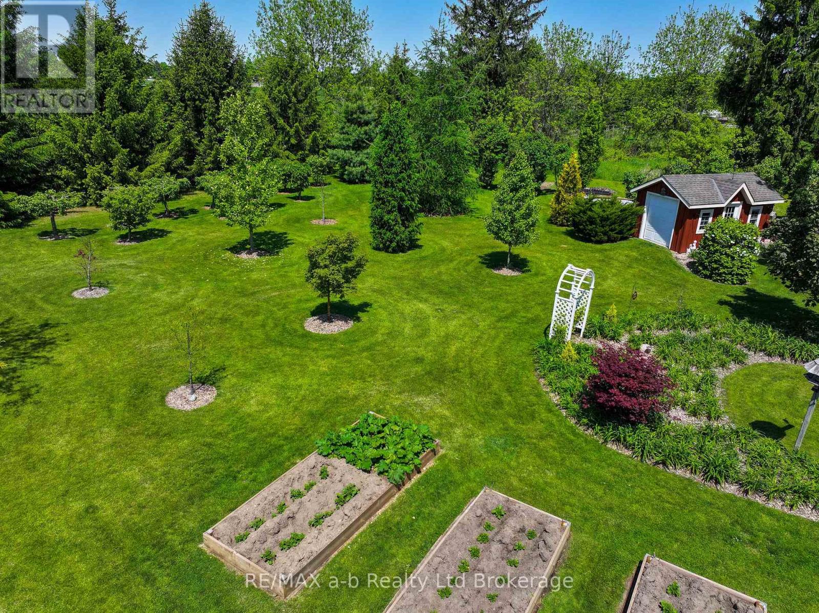 261 Middle Townline Road, Brant (Burford), Ontario  N0E 1E0 - Photo 8 - X13612238