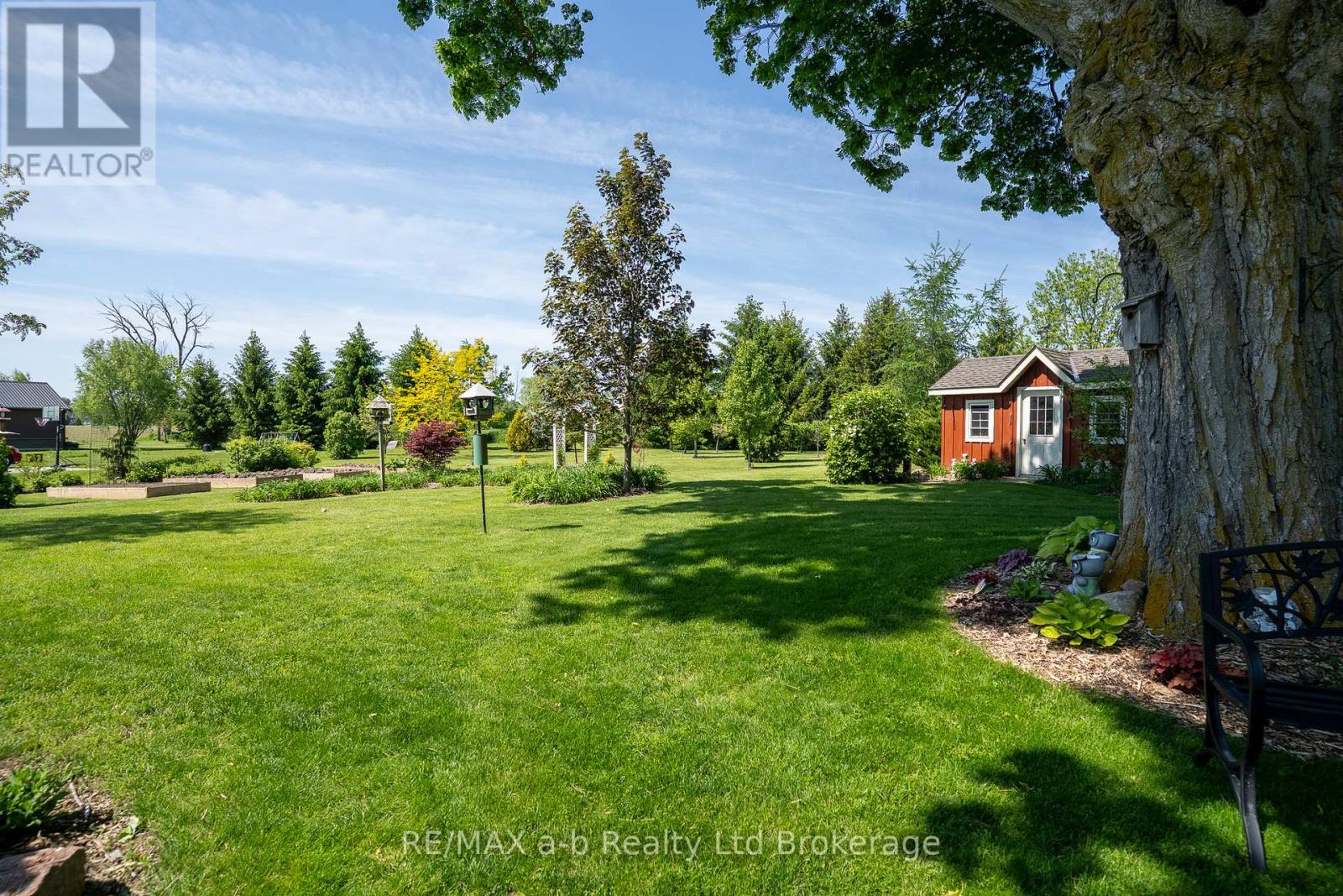 261 Middle Townline Road, Brant (Burford), Ontario  N0E 1E0 - Photo 9 - X13612238