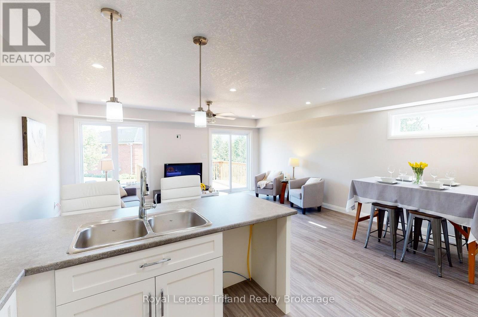 Unit B - 137 Wimpole Street, West Perth (Mitchell), Ontario  N0K 1N0 - Photo 4 - X13616804