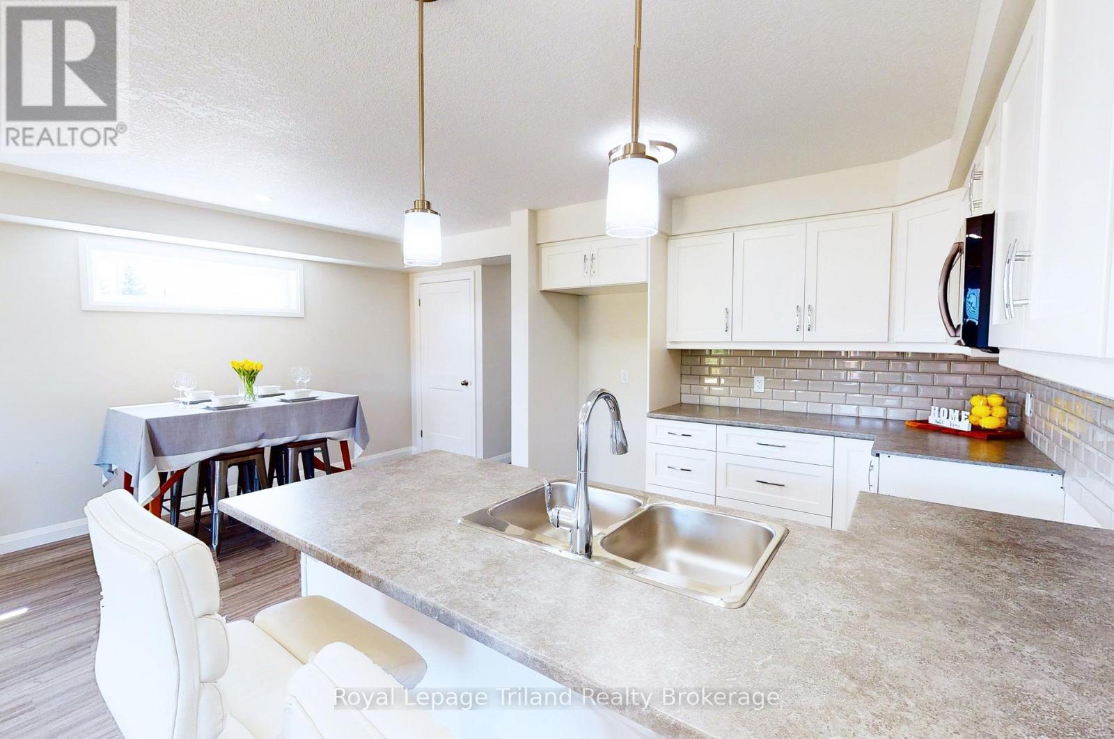 Unit B - 137 Wimpole Street, West Perth (Mitchell), Ontario  N0K 1N0 - Photo 5 - X13616804