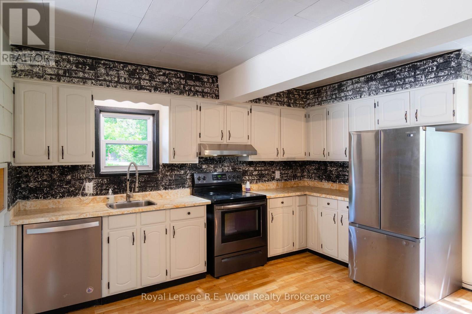 311 Talbot Street E, Aylmer, Ontario  N5H 1H8 - Photo 12 - X13619462