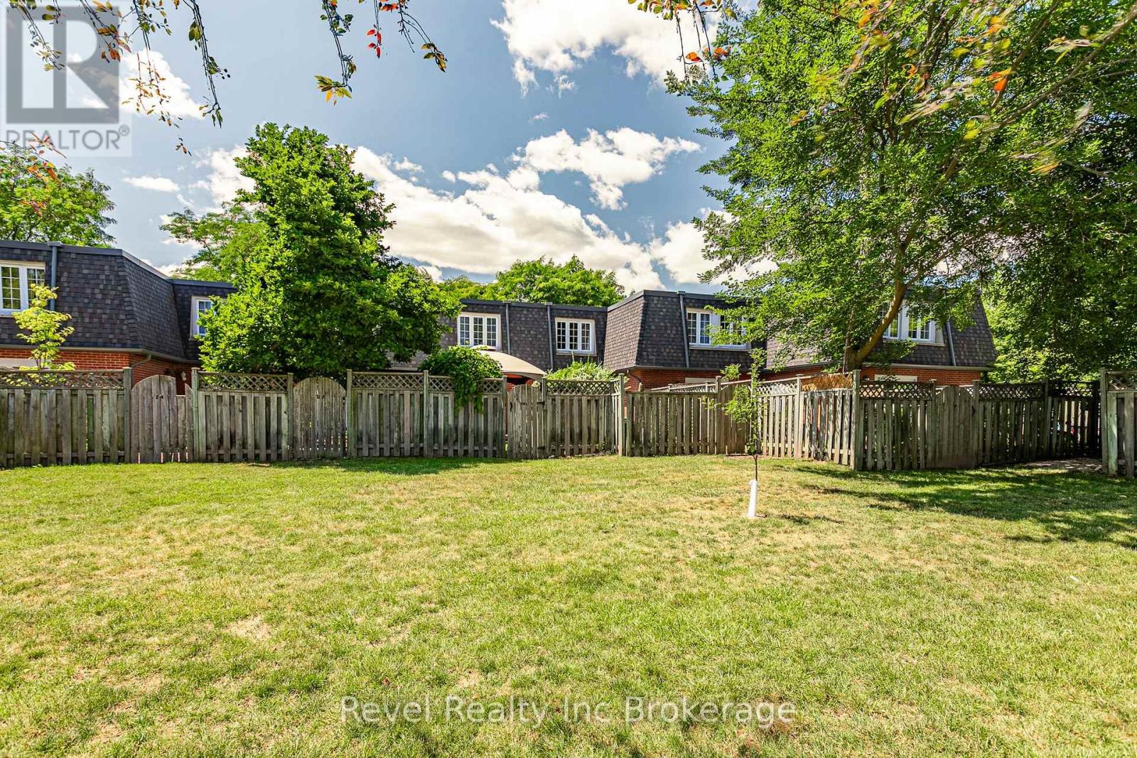 16 Homestead Crescent, London North (North F), Ontario  N6G 2E4 - Photo 18 - X13619948