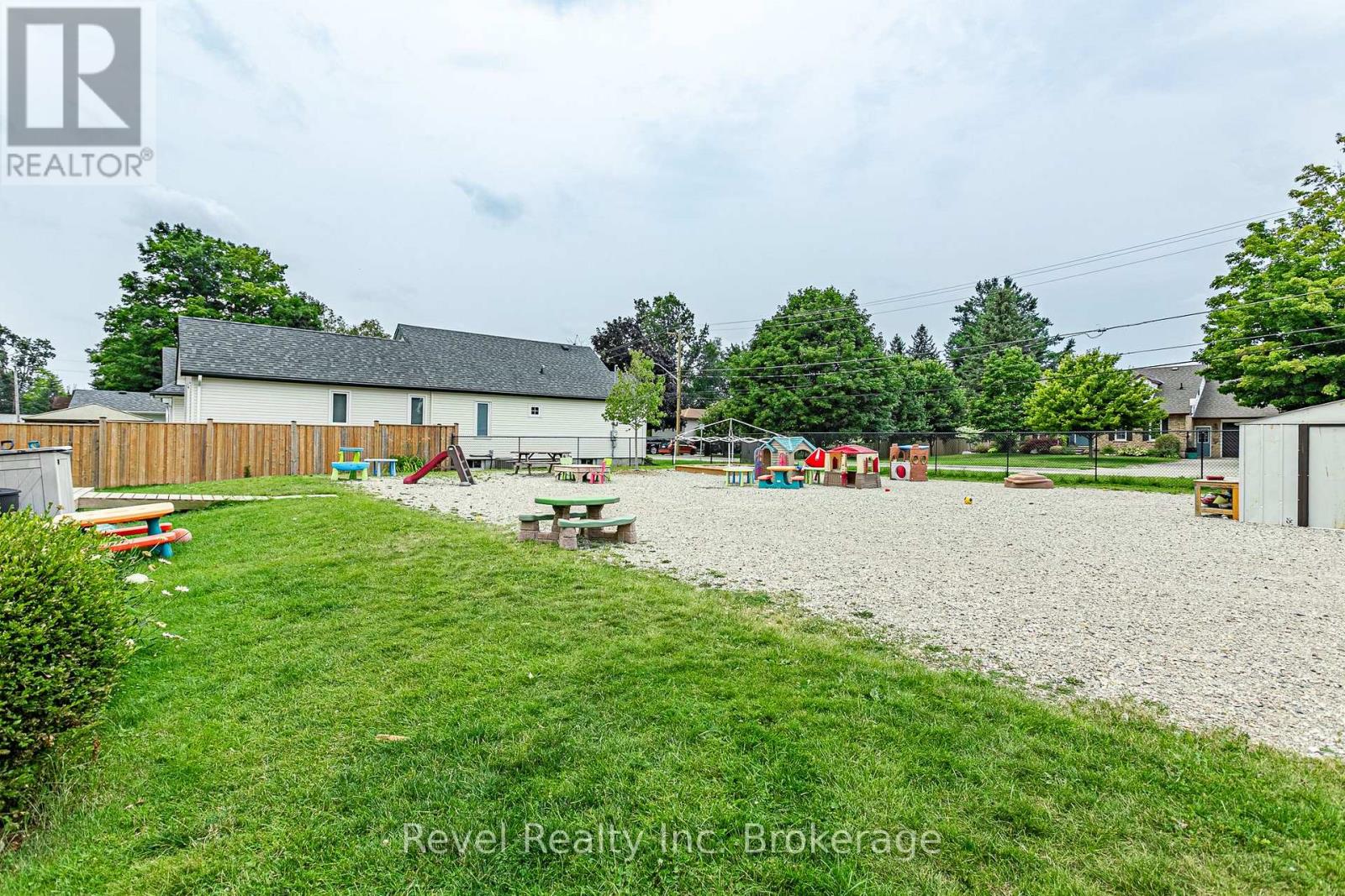 11 Vincent Street, East Zorra-Tavistock (Innerkip), Ontario  N0J 1M0 - Photo 23 - X13623952