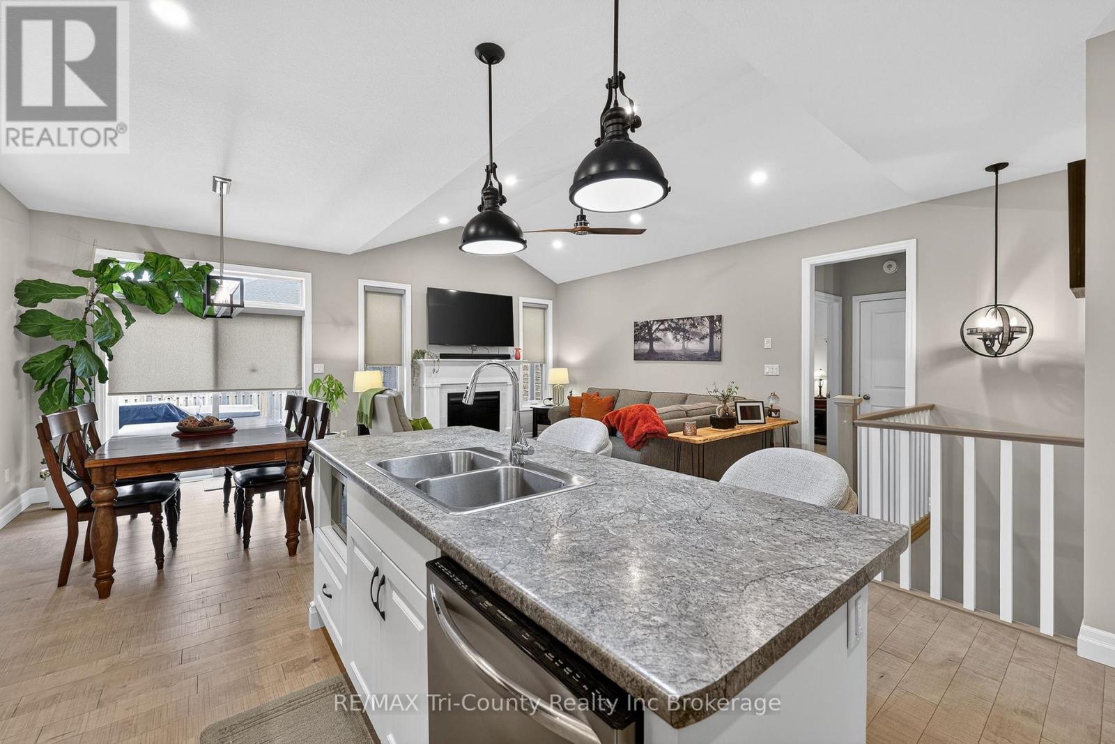 150 Denrich Avenue, Tillsonburg, Ontario  N4G 0H3 - Photo 8 - X13625244