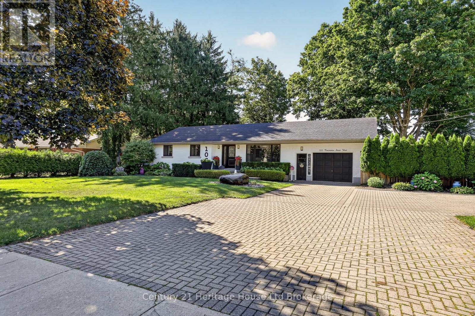 105 Concession Street W, Tillsonburg, Ontario  N4G 1R8 - Photo 2 - X13625716