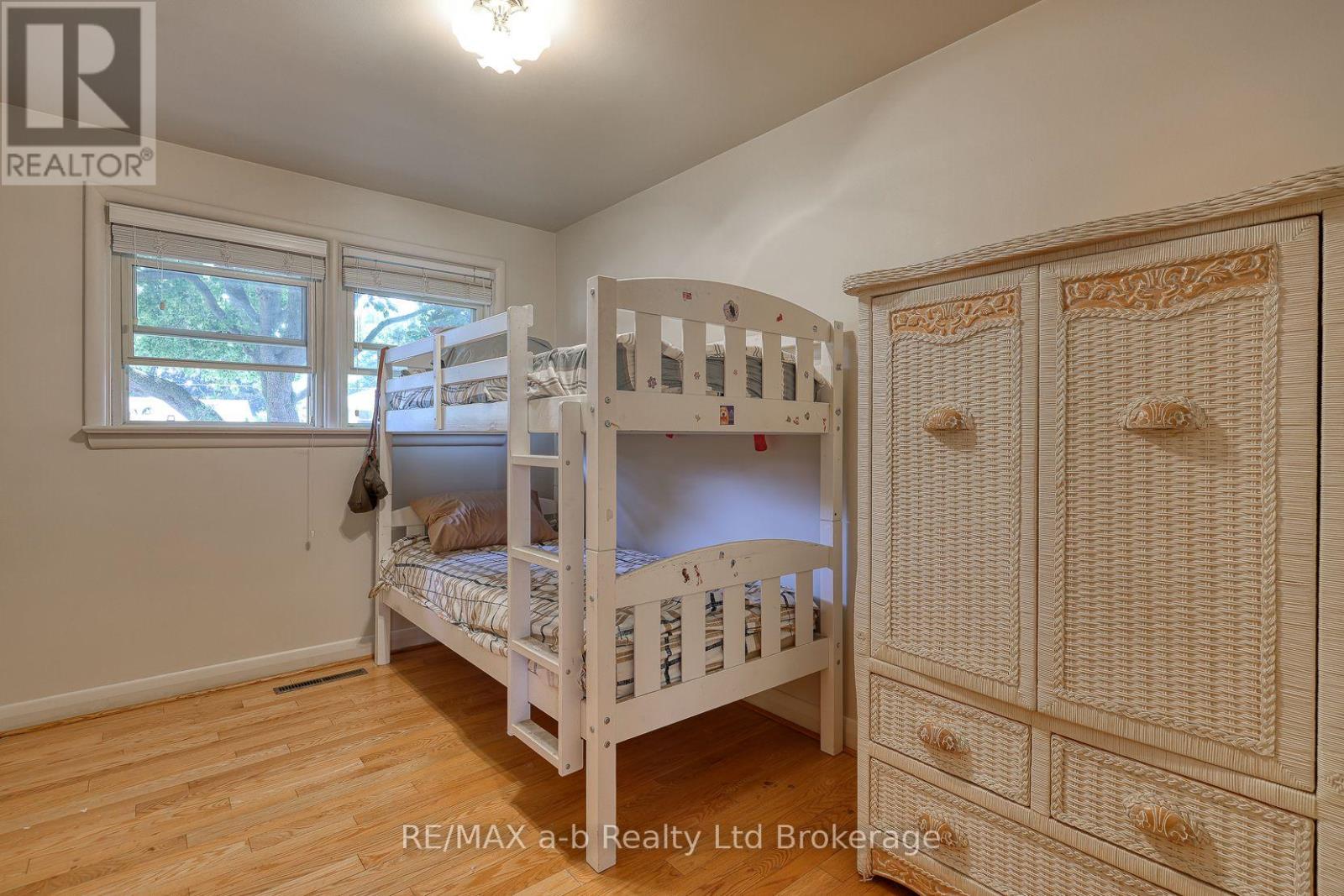 6752 Beattie Street, London South (South V), Ontario  N6P 1A7 - Photo 22 - X13630292