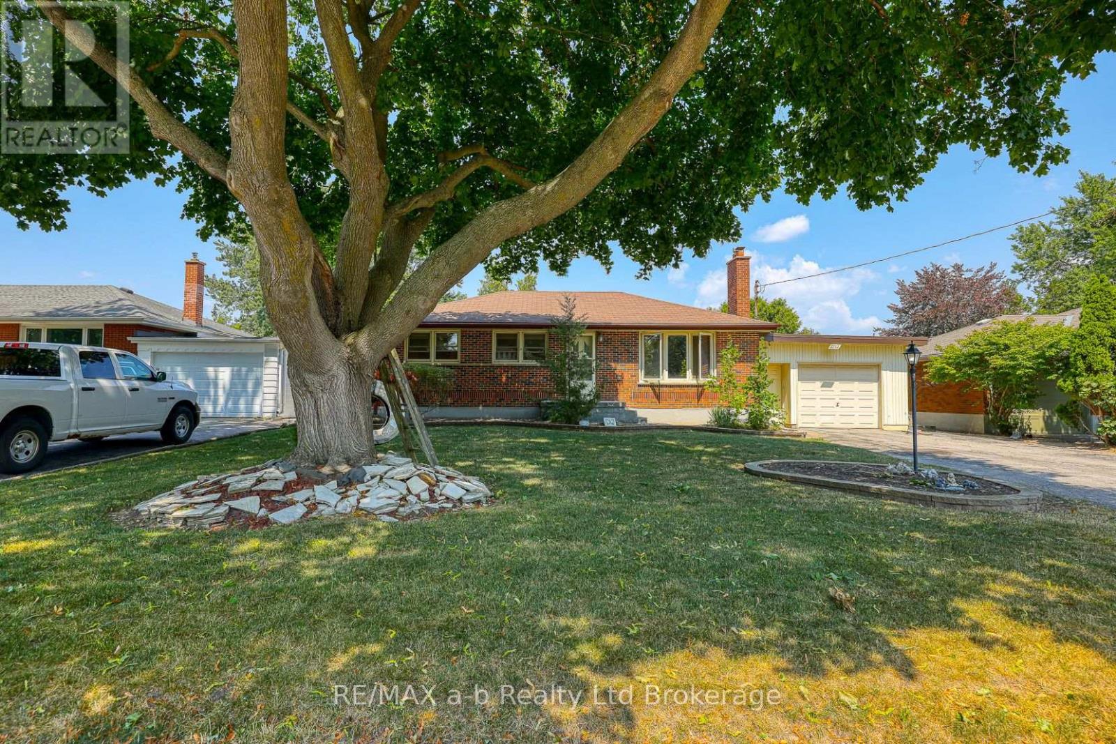 6752 Beattie Street, London South (South V), Ontario  N6P 1A7 - Photo 5 - X13630292