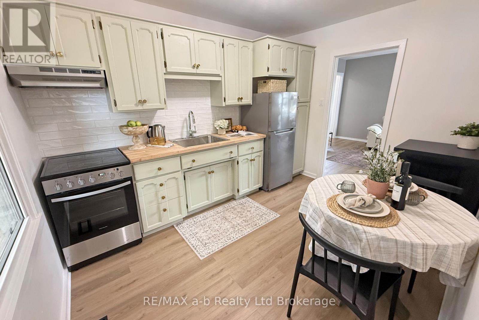 41 Kensington Street, Woodstock (Woodstock - North), Ontario  N4S 5L5 - Photo 13 - X13630850