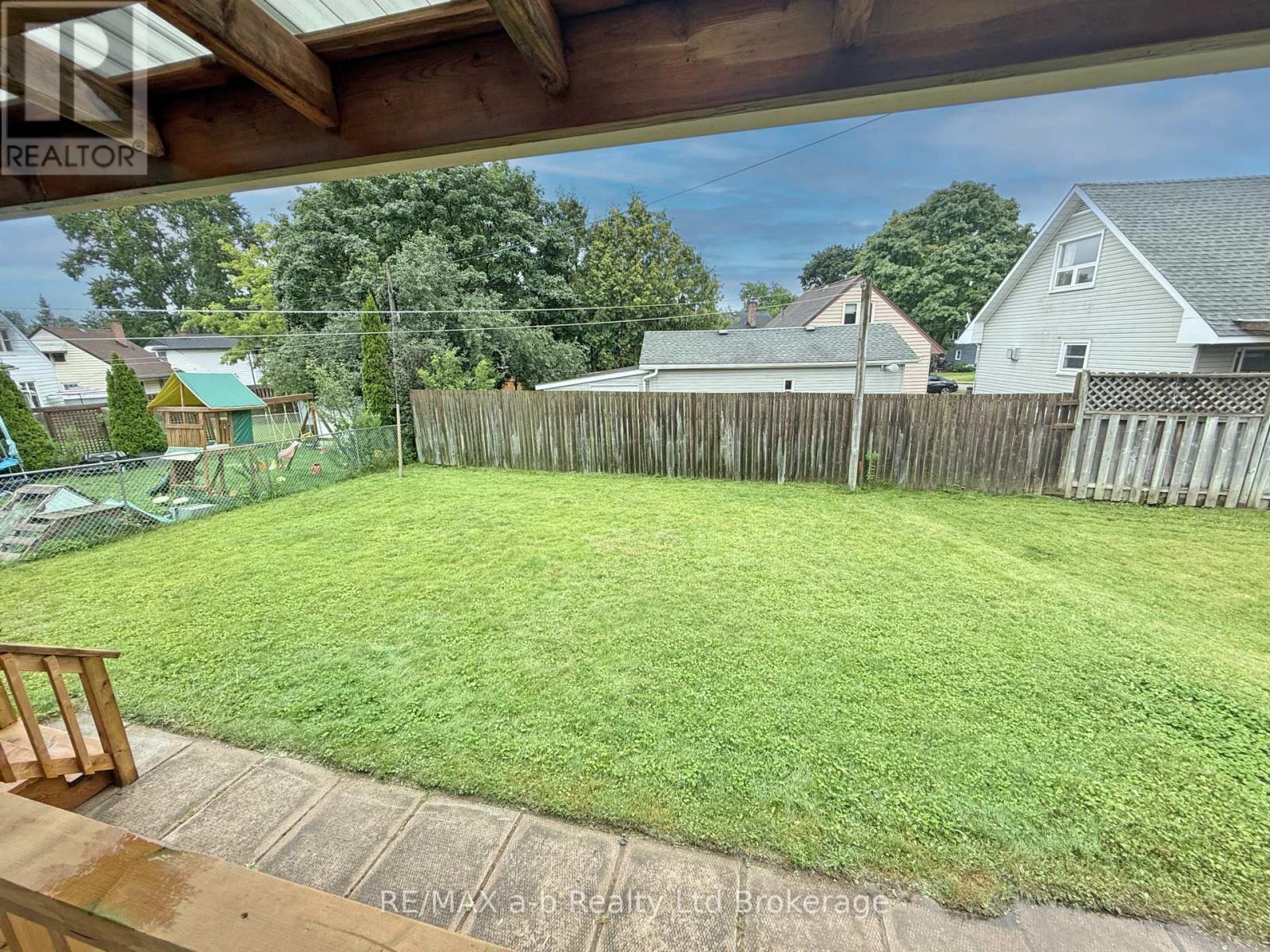 41 Kensington Street, Woodstock (Woodstock - North), Ontario  N4S 5L5 - Photo 36 - X13630850