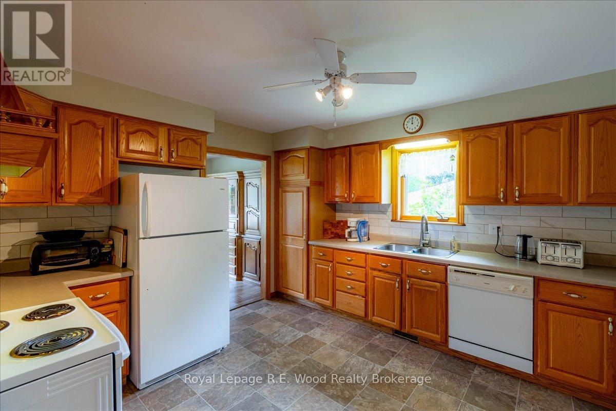 48 Allen Street, Tillsonburg, Ontario  N4G 4X8 - Photo 11 - X13631350