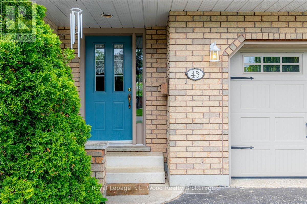 48 Allen Street, Tillsonburg, Ontario  N4G 4X8 - Photo 3 - X13631350