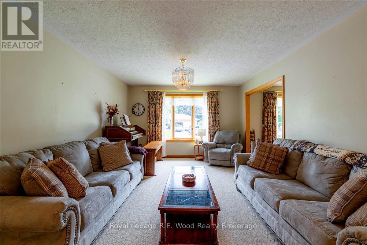 48 Allen Street, Tillsonburg, Ontario  N4G 4X8 - Photo 6 - X13631350