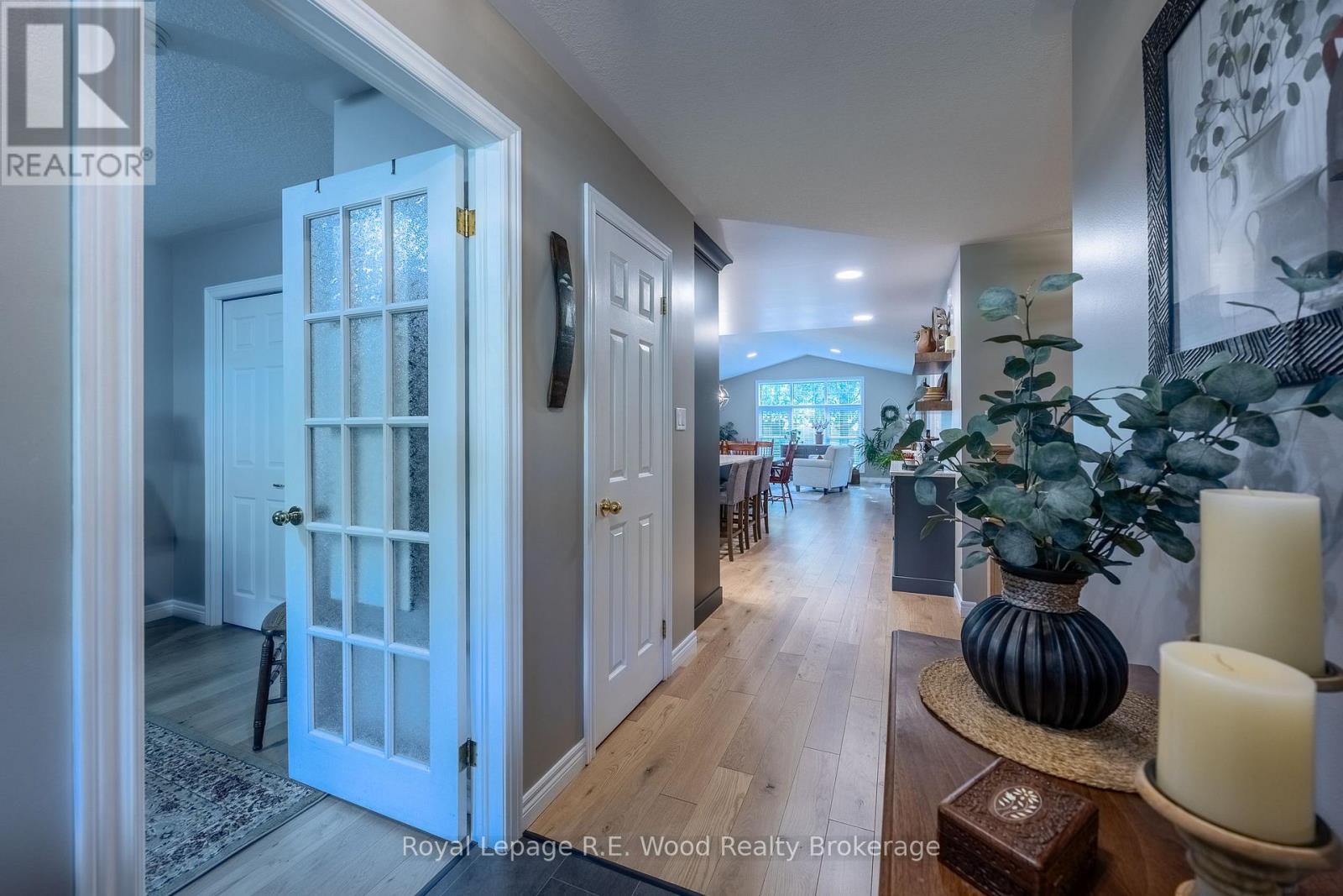 3 Otterview Drive, Norwich (Otterville), Ontario  N0J 1R0 - Photo 4 - X13631376