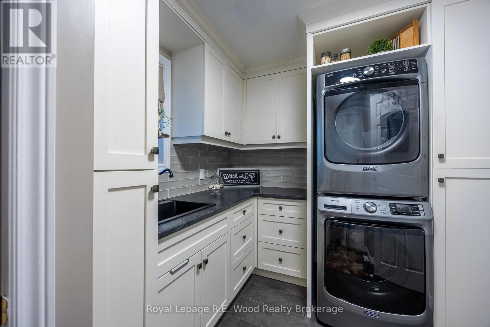 3 Otterview Drive, Norwich (Otterville), Ontario  N0J 1R0 - Photo 8 - X13631376
