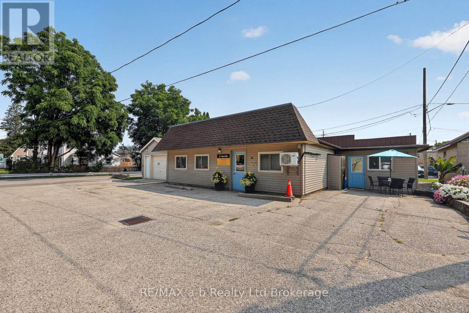 4 Washington Street, Norwich (Norwich Town), Ontario  N0J 1P0 - Photo 2 - X13633262