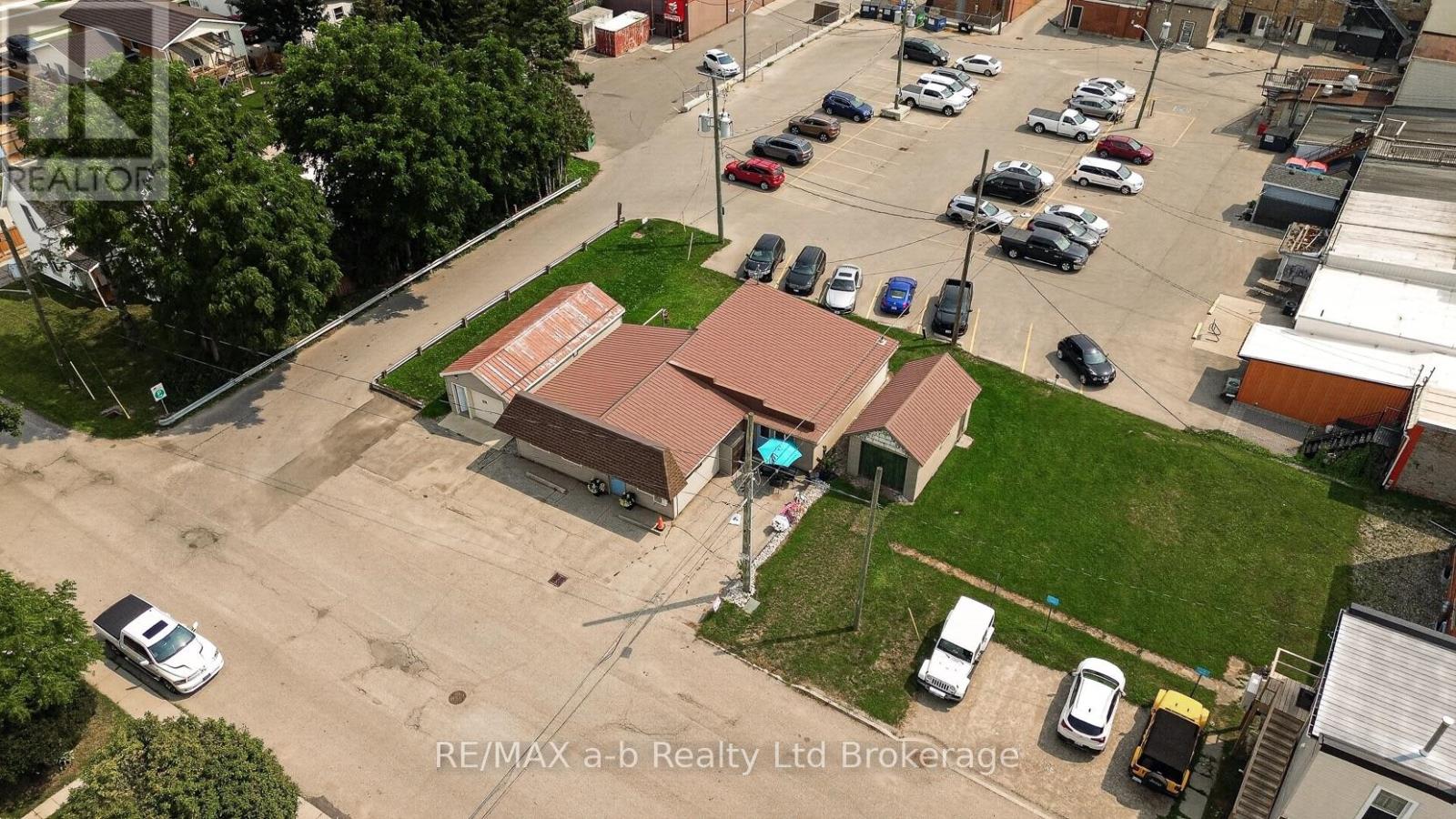 4 Washington Street, Norwich (Norwich Town), Ontario  N0J 1P0 - Photo 3 - X13633262