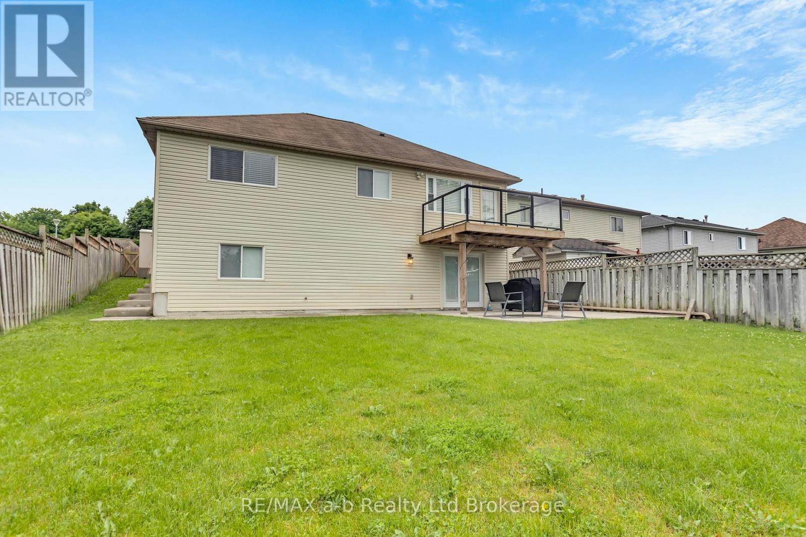54 Pebble Beach Court, Woodstock (Woodstock - South), Ontario  N4S 8X2 - Photo 31 - X13633828