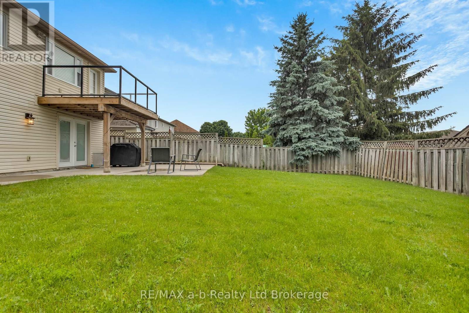54 Pebble Beach Court, Woodstock (Woodstock - South), Ontario  N4S 8X2 - Photo 32 - X13633828