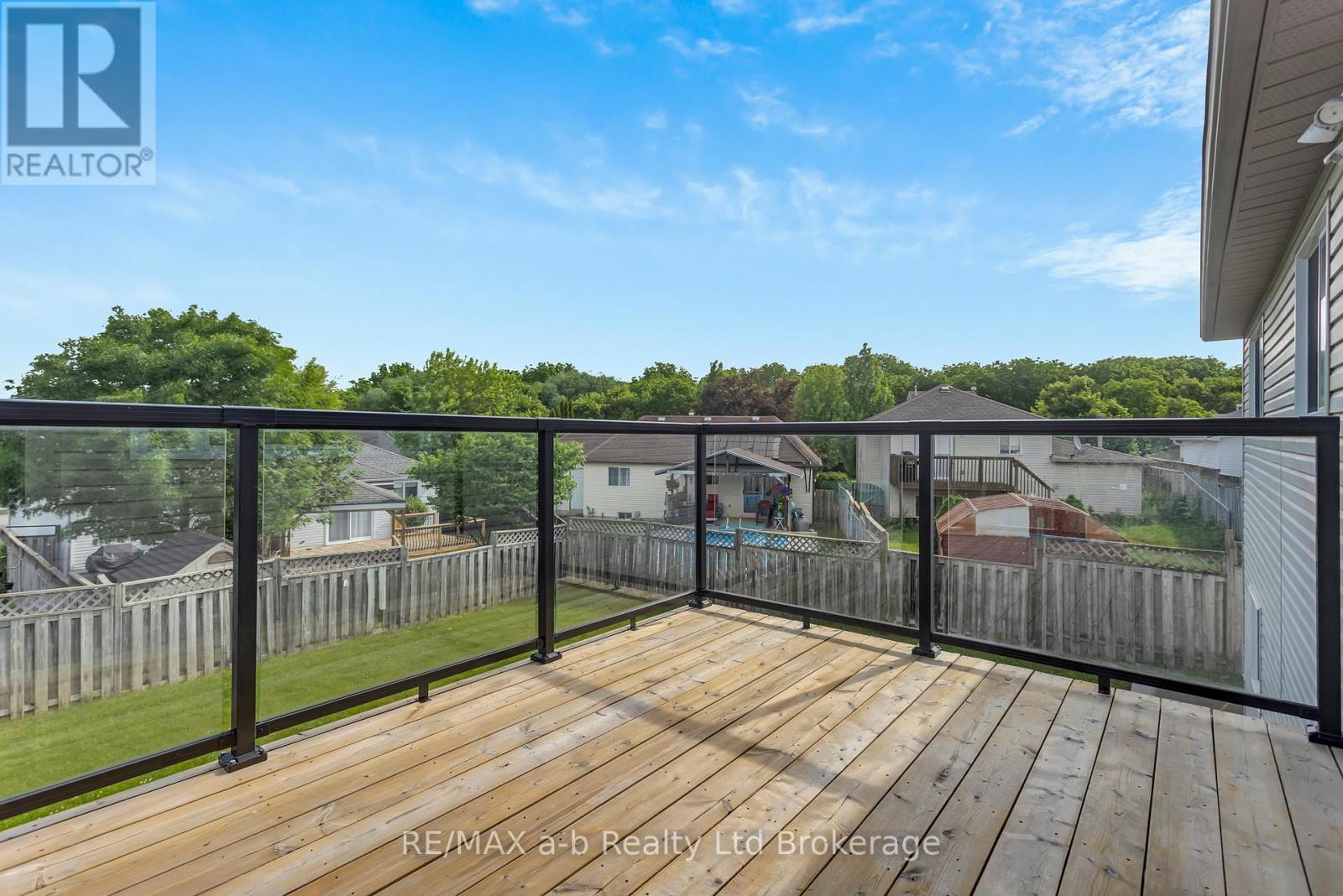 54 Pebble Beach Court, Woodstock (Woodstock - South), Ontario  N4S 8X2 - Photo 34 - X13633828