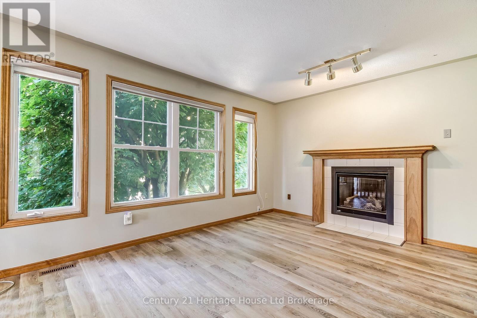137 Fifth Avenue, Woodstock (Woodstock - South), Ontario  N4S 8V6 - Photo 9 - X13634426