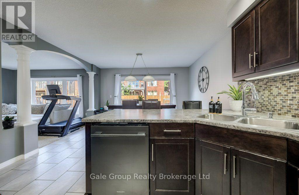 468 Champlain Avenue, Woodstock (Woodstock - South), Ontario  N4V 0A7 - Photo 11 - X13637754