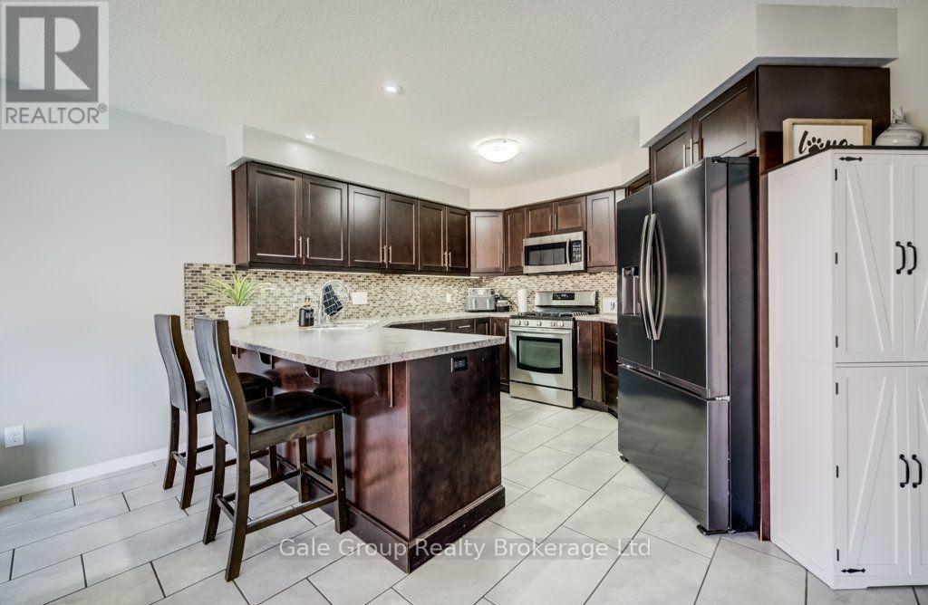 468 Champlain Avenue, Woodstock (Woodstock - South), Ontario  N4V 0A7 - Photo 13 - X13637754