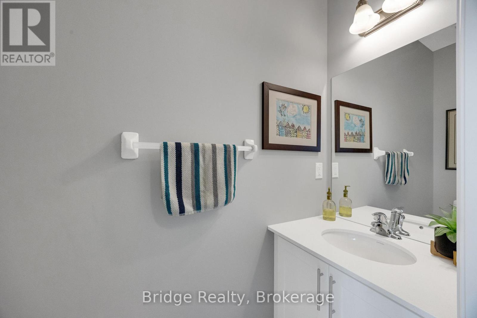 892 Sobeski Avenue, Woodstock (Woodstock - North), Ontario  N4T 0N7 - Photo 10 - X13643130