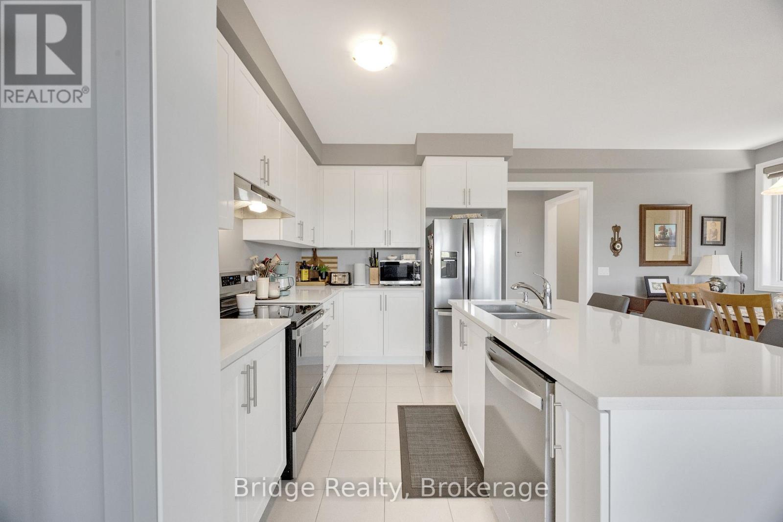 892 Sobeski Avenue, Woodstock (Woodstock - North), Ontario  N4T 0N7 - Photo 18 - X13643130