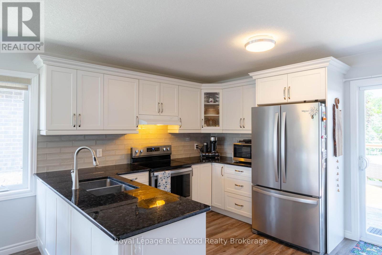 87 Irving Drive, Norwich (Norwich Town), Ontario  N0J 1P0 - Photo 8 - X13643328