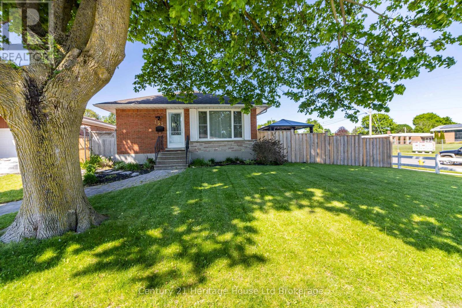 153 Springbank Avenue N, Woodstock (Woodstock - North), Ontario  N4S 7P9 - Photo 4 - X13644002