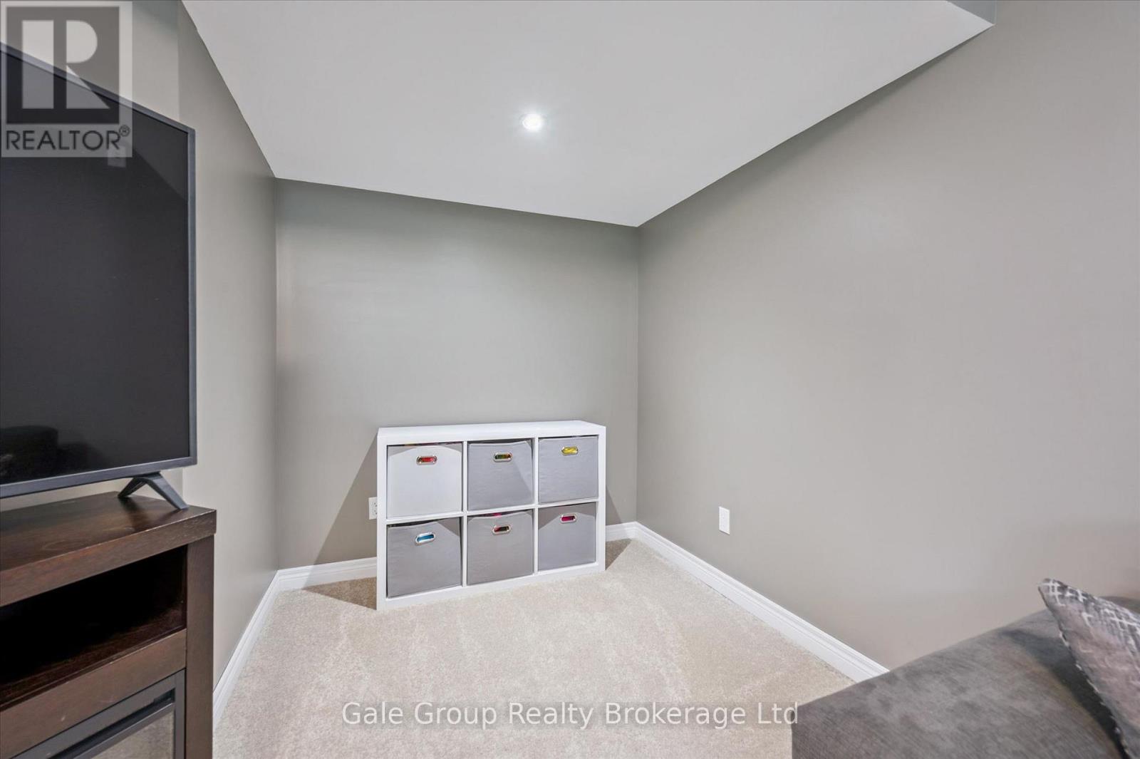 116 Gibbons Drive, Centre Wellington (Fergus), Ontario  N1M 3W2 - Photo 32 - X13646344