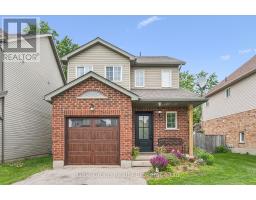 116 GIBBONS DRIVE, centre wellington (fergus), Ontario