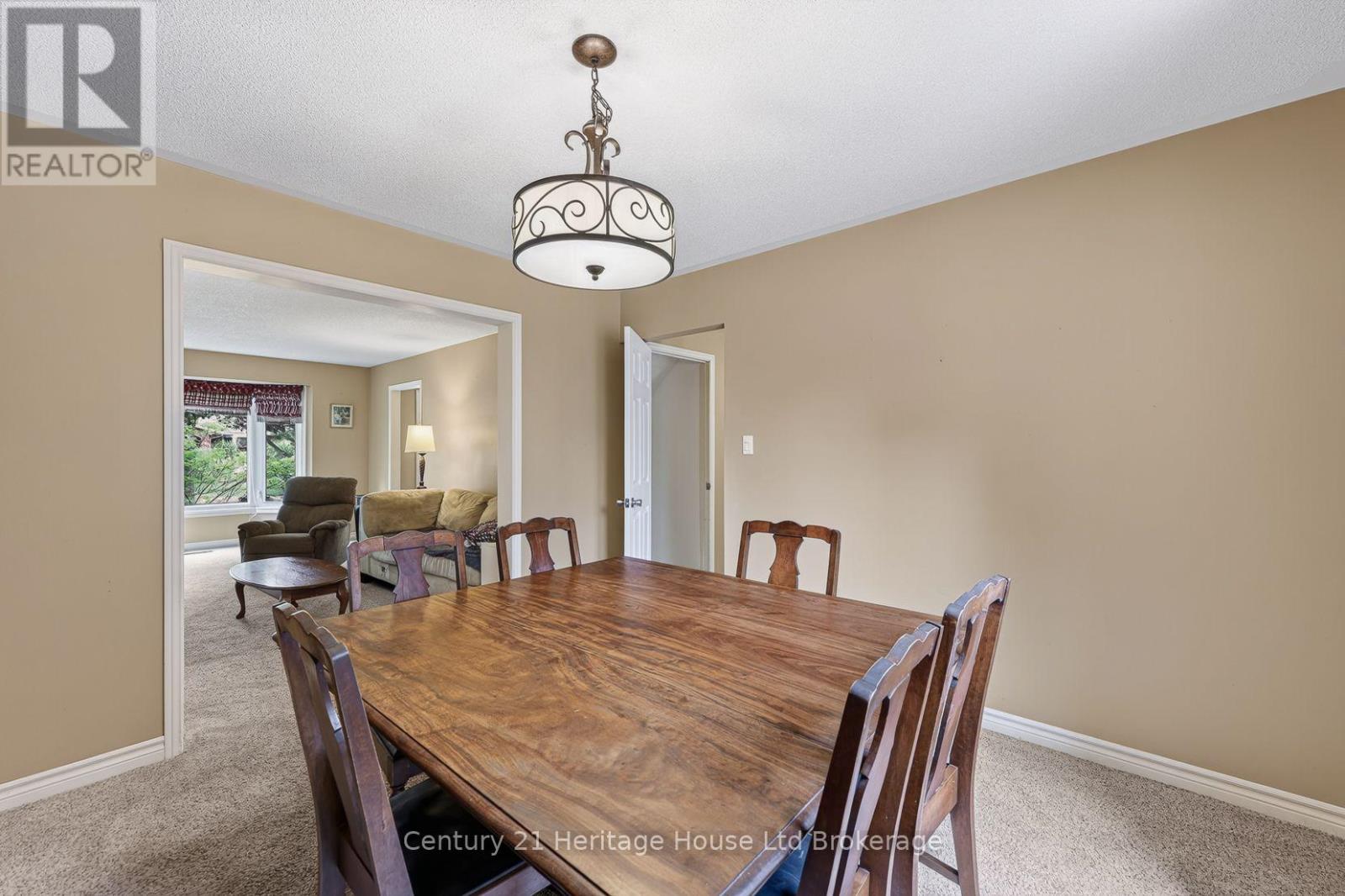27 Sioux Crescent, Woodstock (Woodstock - North), Ontario  N4T 1G2 - Photo 17 - X13649216