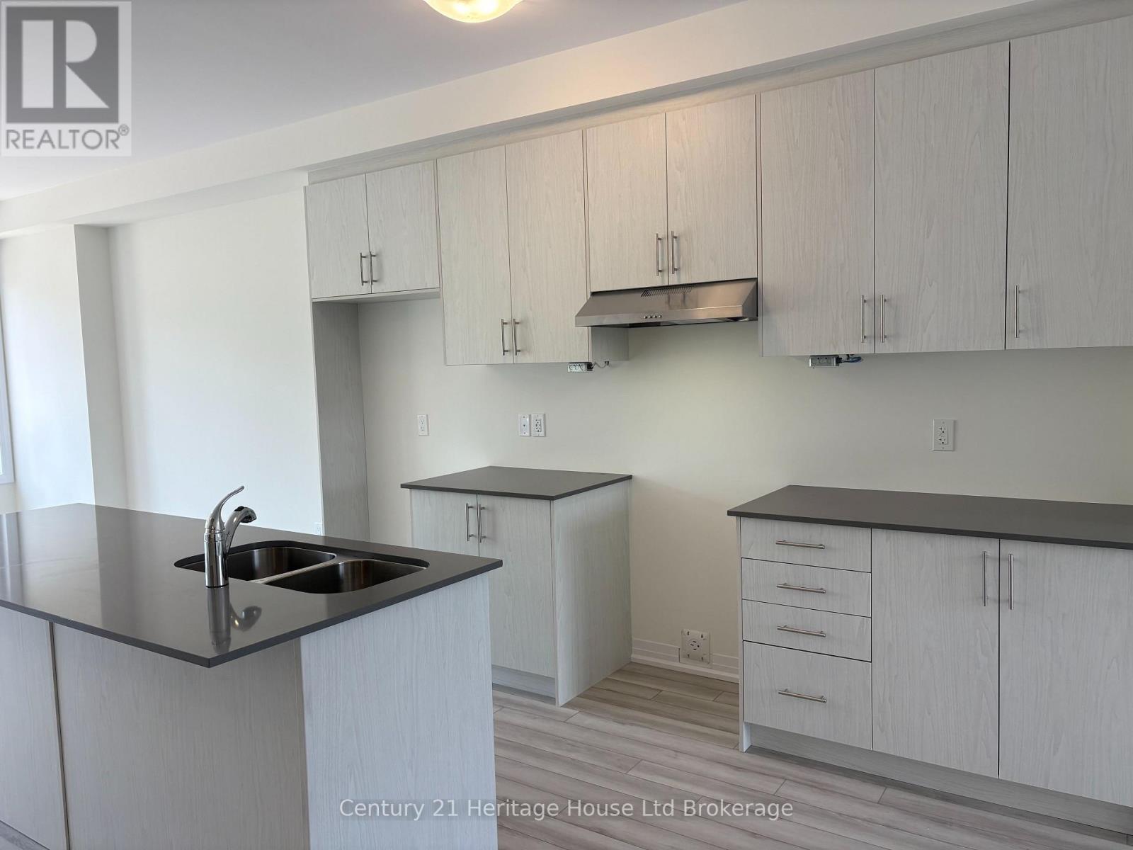464 Jack Wilford Way, Woodstock (Woodstock - South), Ontario  N4S 7V6 - Photo 8 - X13649970