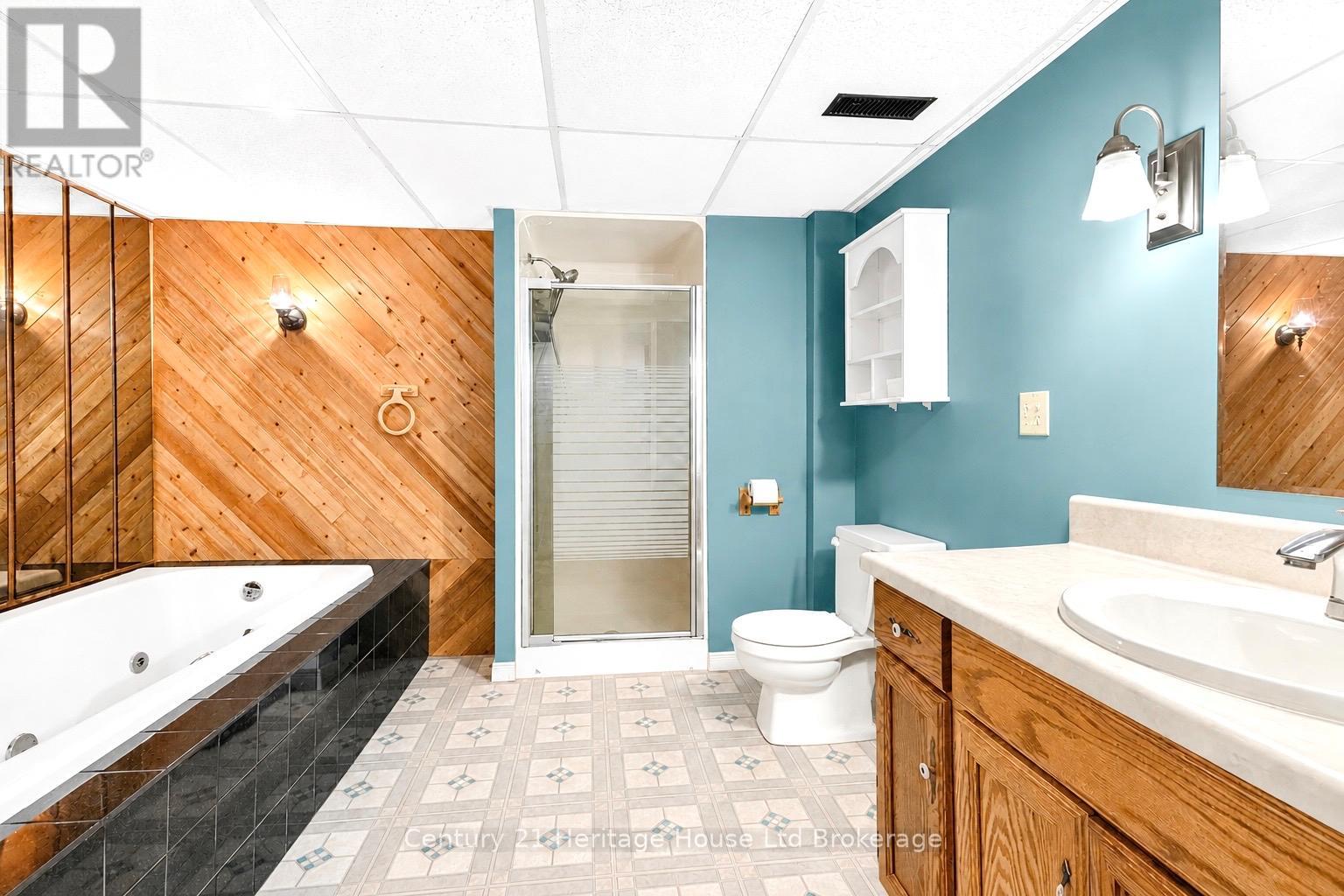 18 Locust Crescent, London South (South X), Ontario  N6E 2K2 - Photo 20 - X13652818