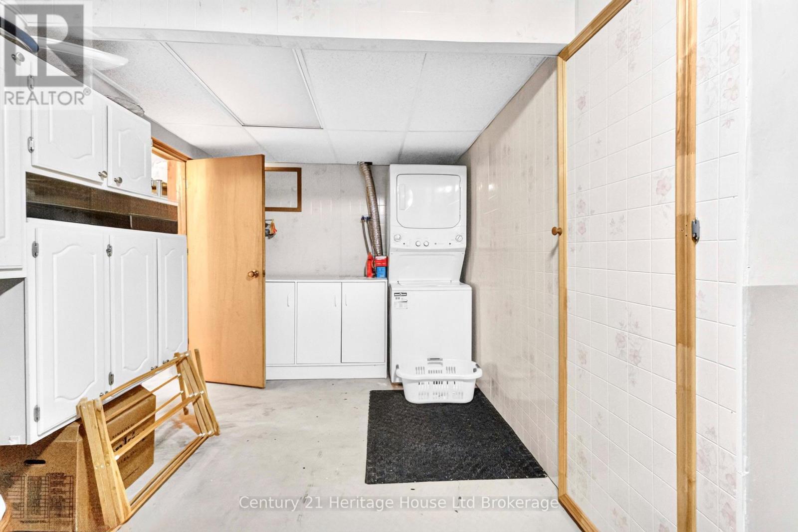 18 Locust Crescent, London South (South X), Ontario  N6E 2K2 - Photo 21 - X13652818