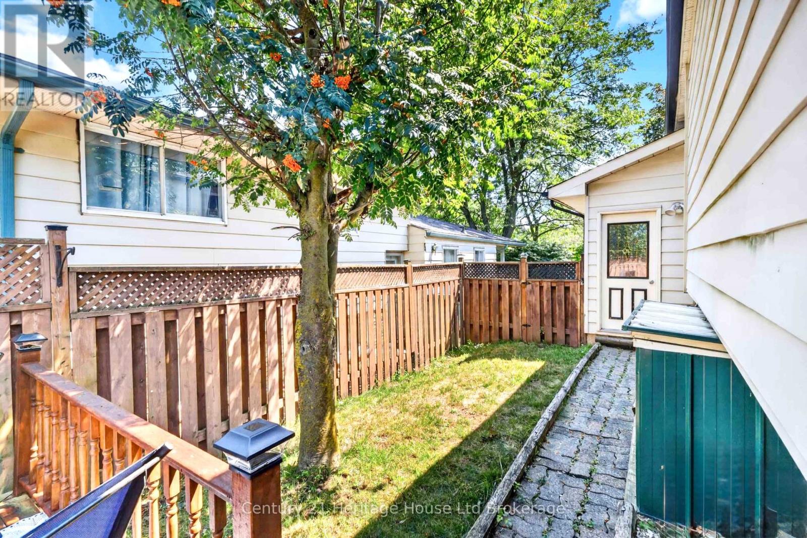 18 Locust Crescent, London South (South X), Ontario  N6E 2K2 - Photo 29 - X13652818