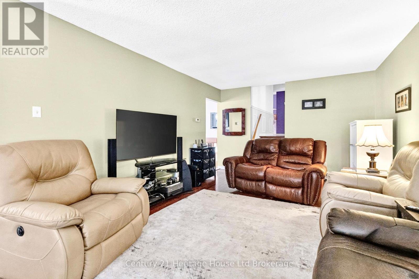 18 Locust Crescent, London South (South X), Ontario  N6E 2K2 - Photo 7 - X13652818